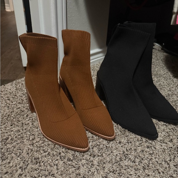 Steven By Steve Madden Shoes - Steven By Steve Madden Tan and Black Ankle Boots Pair